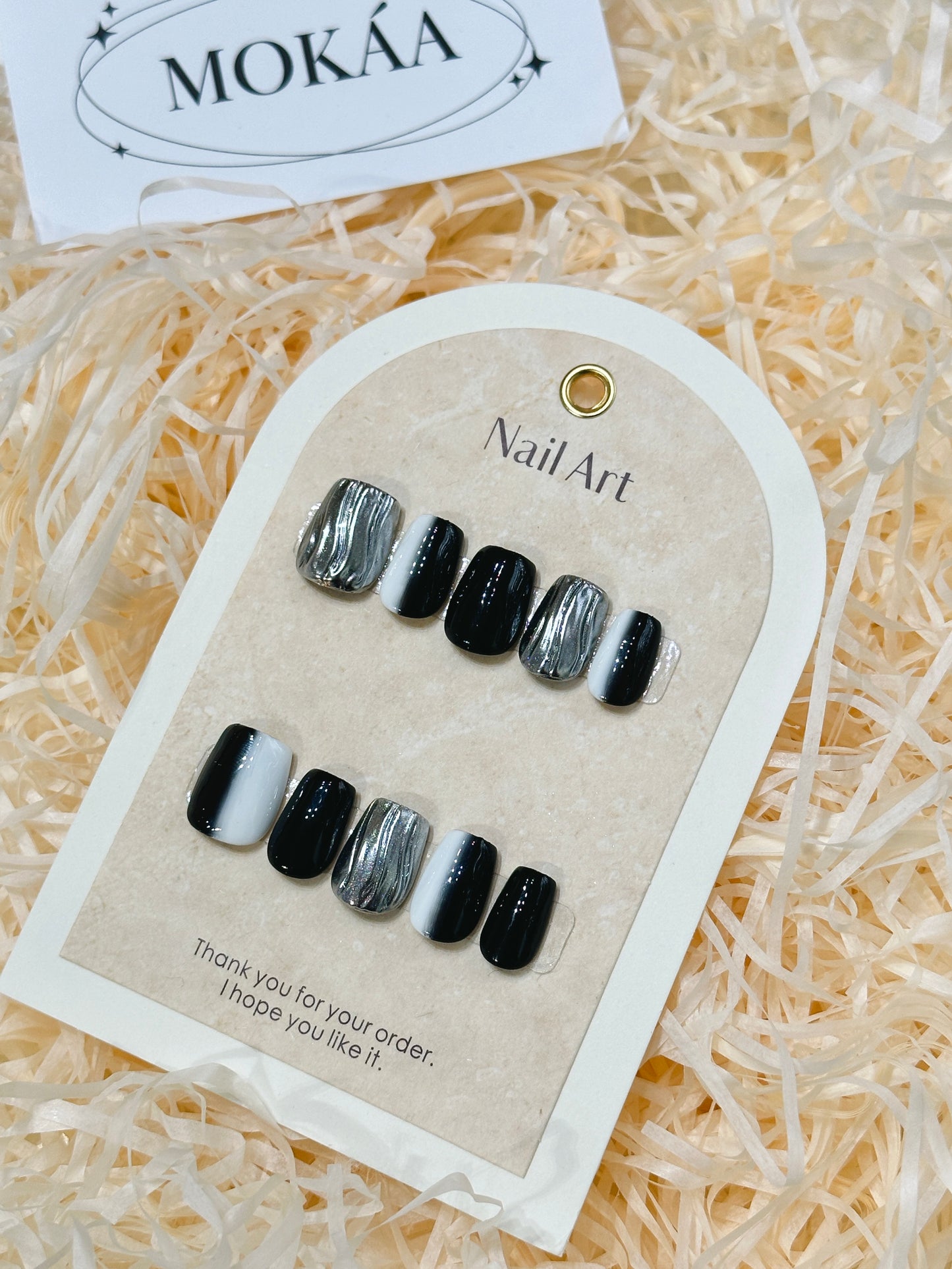 PRESS-ON NAILS