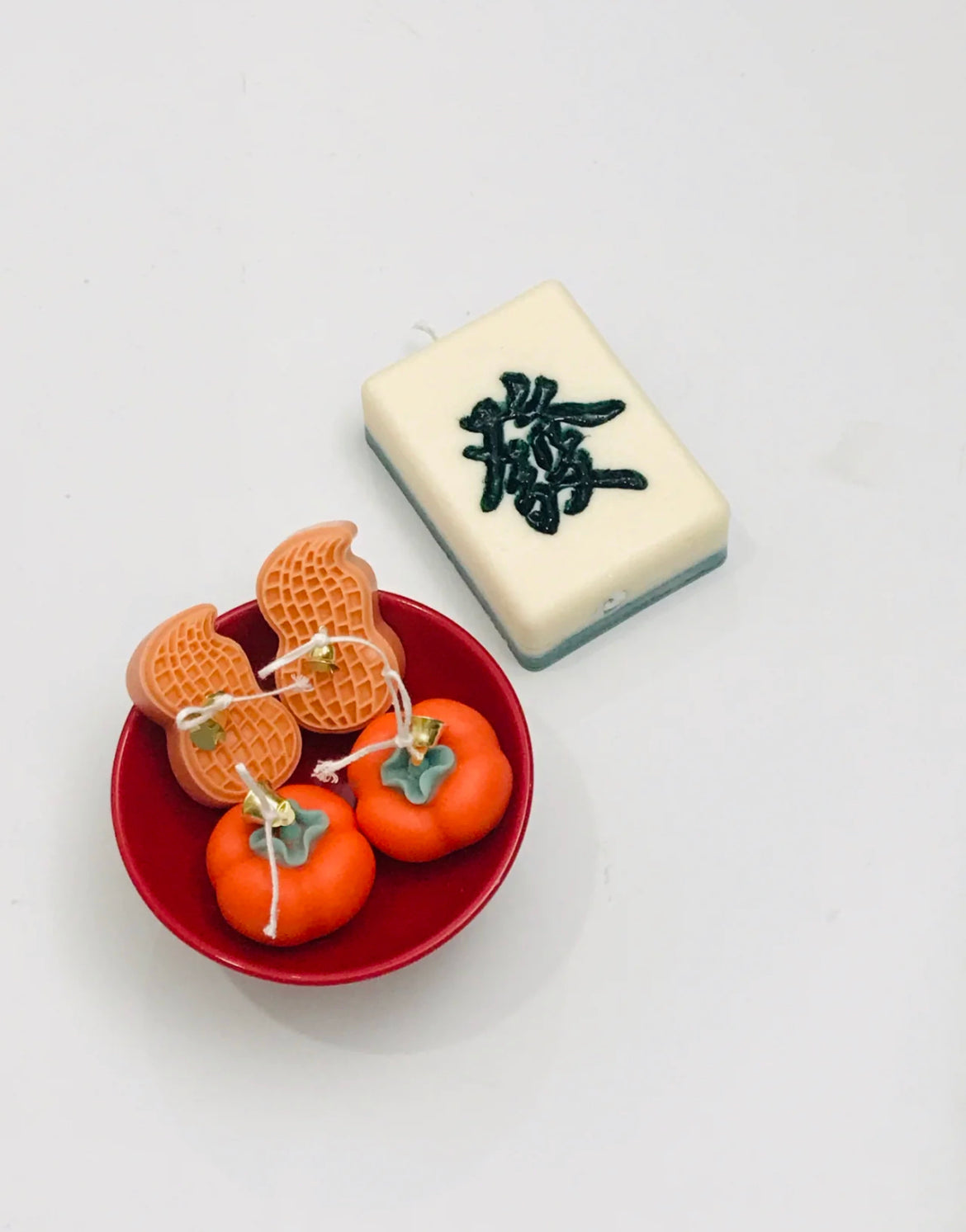 CHINESE NEW YEAR-STYLE HANDMADE CANDLE