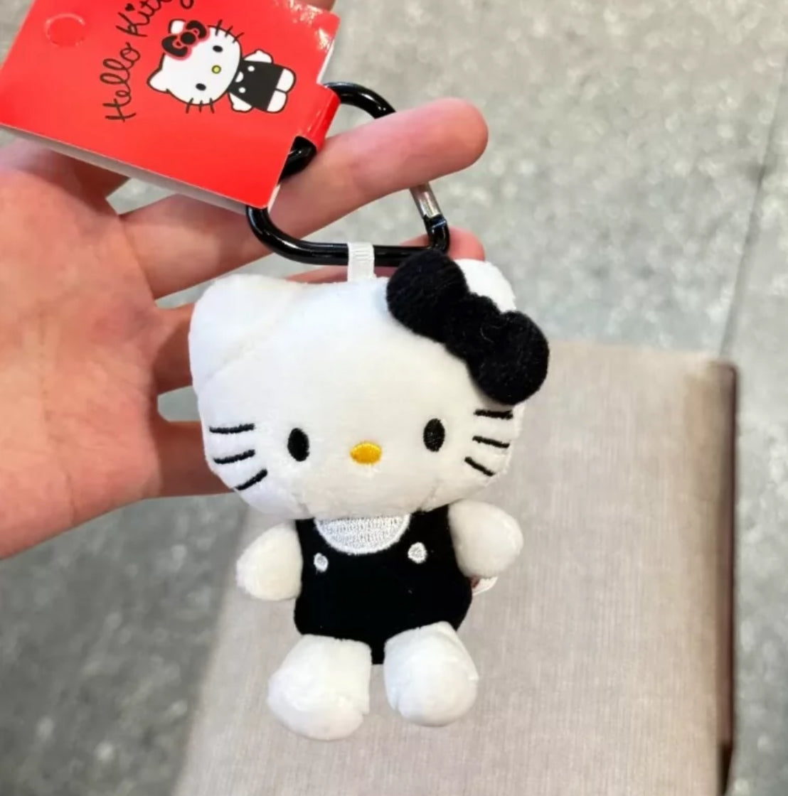HELLOKITTY SANRIO KEY CHAIN