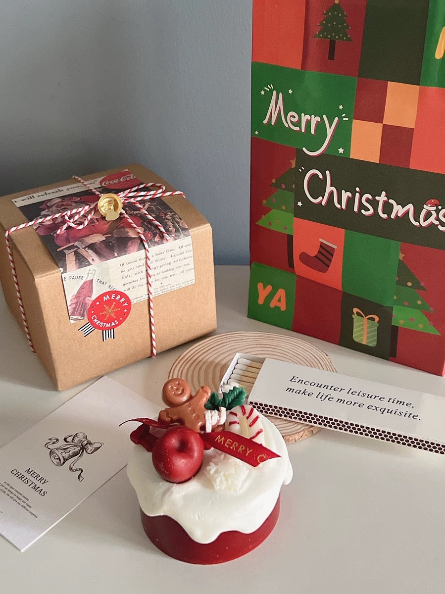 CHRISTMAS CAKE CANDLE