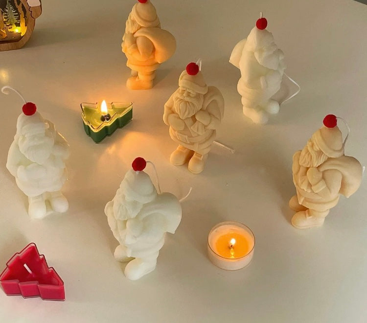 SANTA WITH GIFT CANDLE