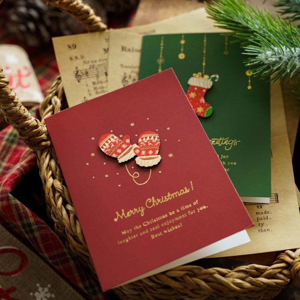 HOLIDAY GREETING CARDS WITH WOOD DECO