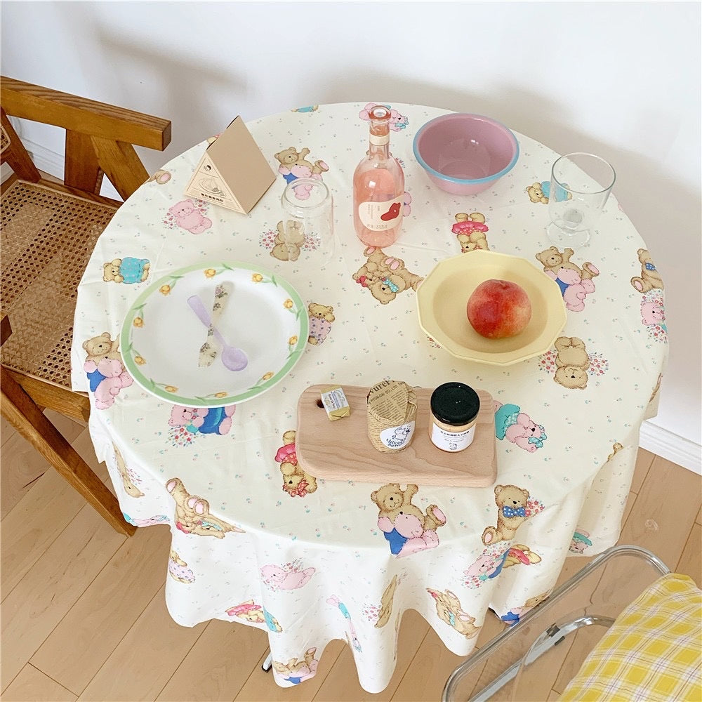 TABLE CLOTH