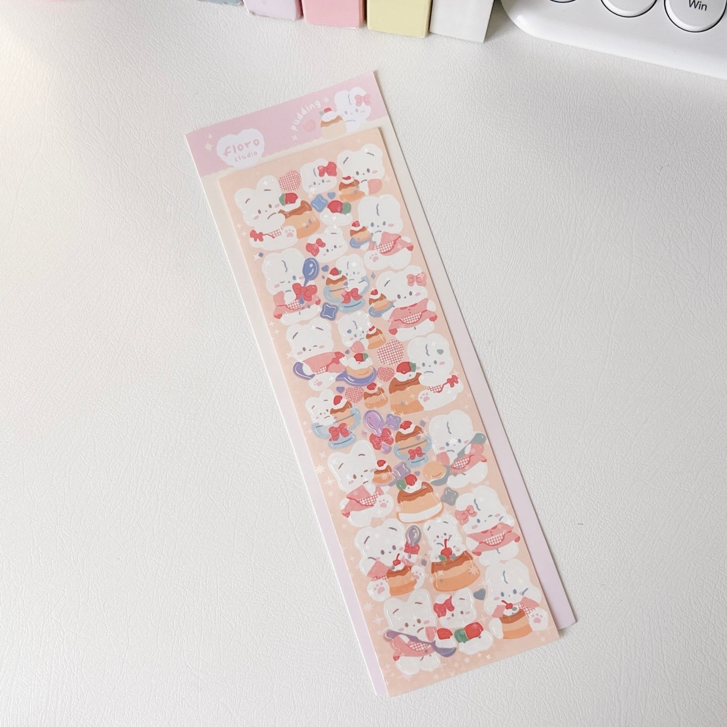 CREAMY SHINING STICKER