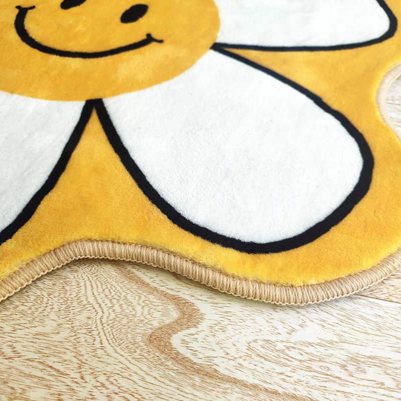 SMILING FLOWER RUG