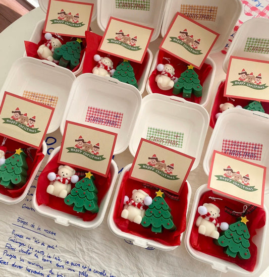 BEAR AND TREE CANDLE GIFT BOX