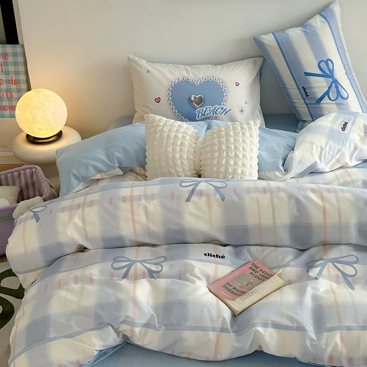 BLUE RIBBON BEDDING SET