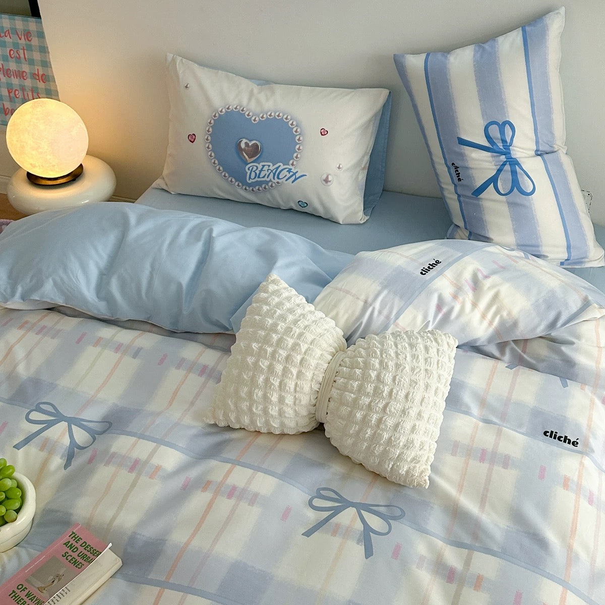 BLUE RIBBON BEDDING SET