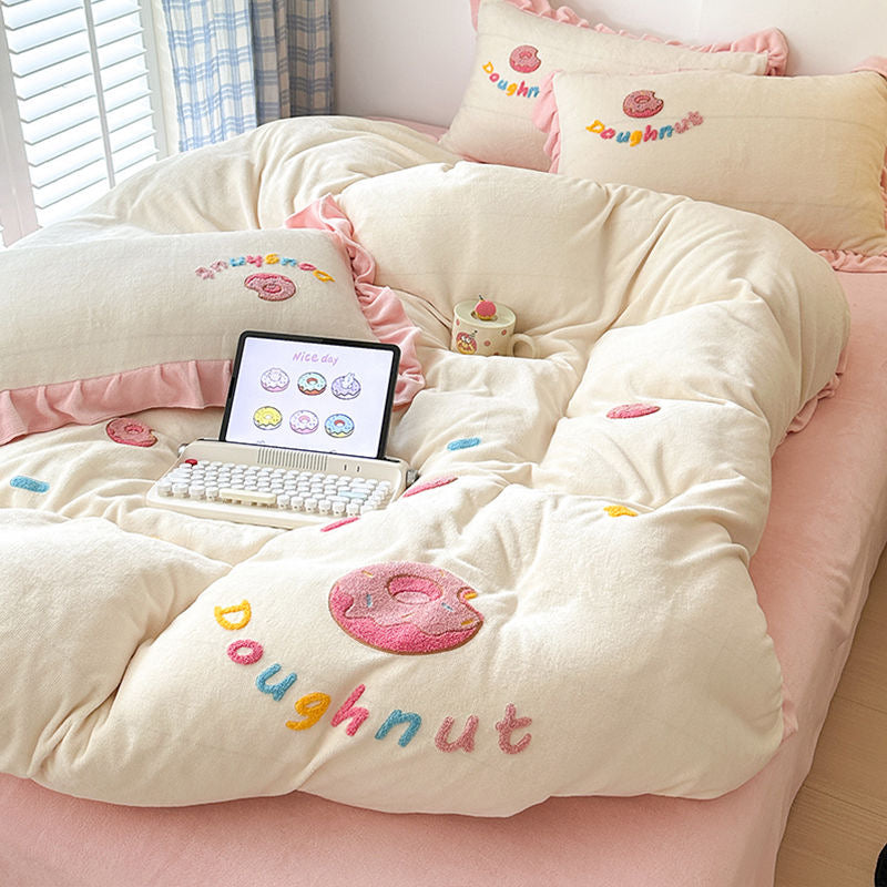 DONUT BEDDING SET