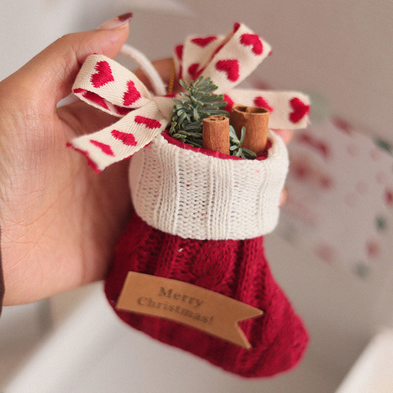 CHRISTMAS SOCK PENDANTS