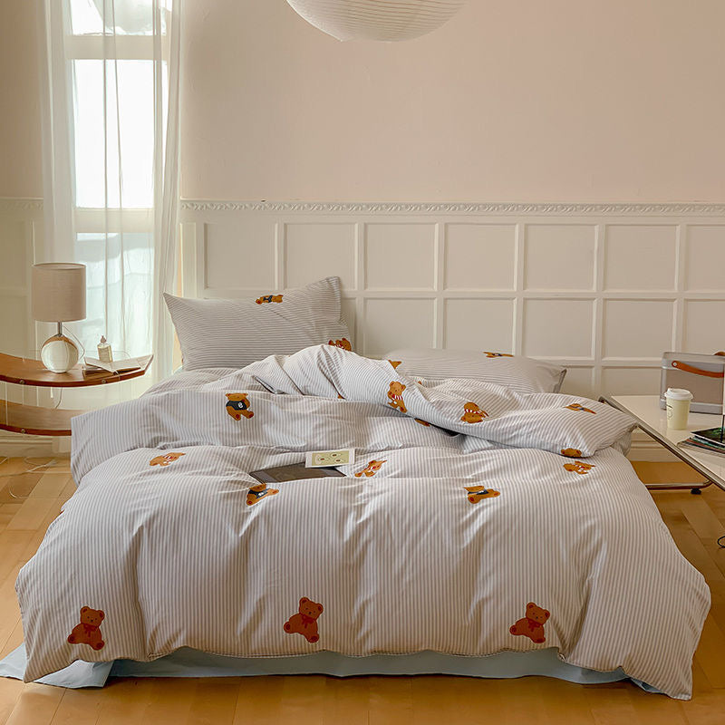 STRIATED BEAR BEDDING SET